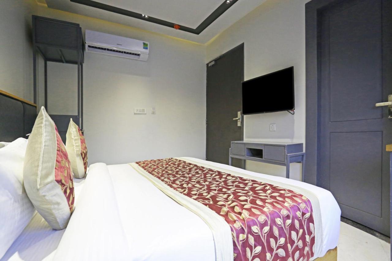 Hotel Apple Villa - Near Delhi Airport With Free Airport Transsfer Νέο Δελχί Εξωτερικό φωτογραφία