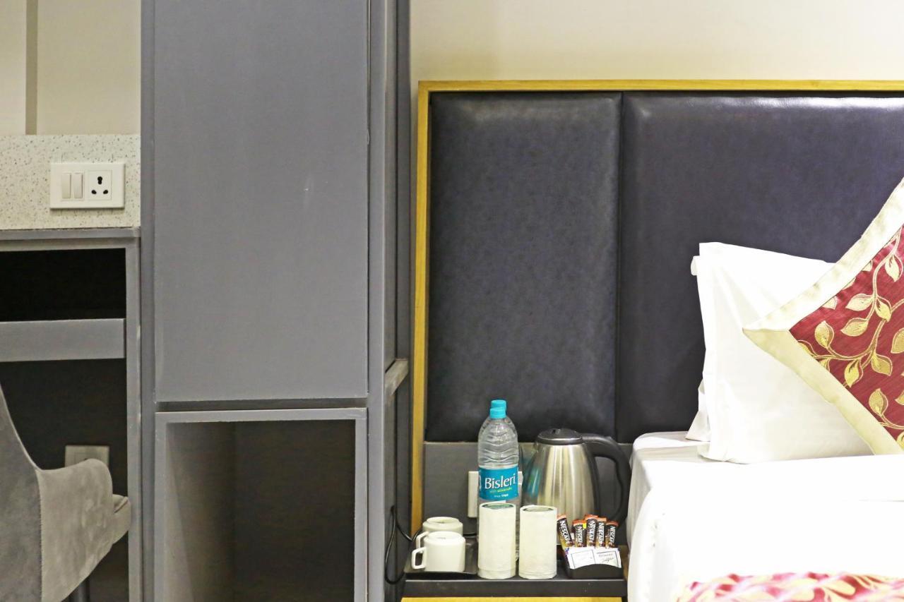 Hotel Apple Villa - Near Delhi Airport With Free Airport Transsfer Νέο Δελχί Εξωτερικό φωτογραφία